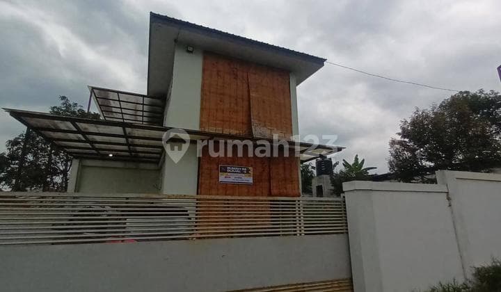 Villa Kebun Siap Huni - View Gunung & Kota Batu Strategis