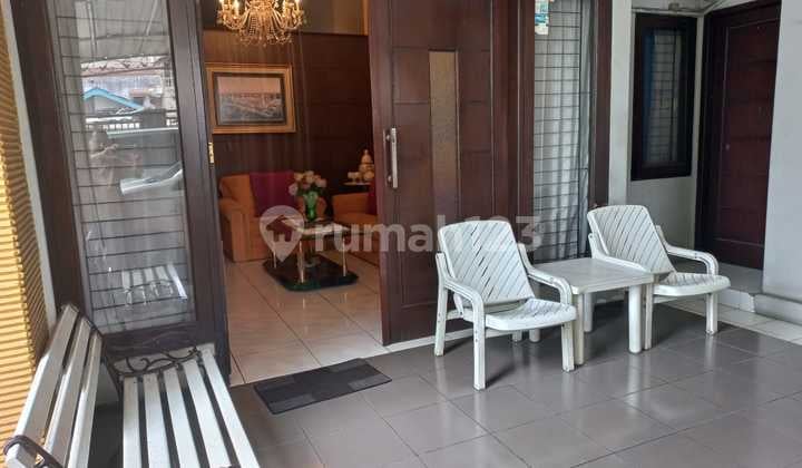 Dijual Rumah + Kos Strategis Pinggir Jalan Raya Singosari