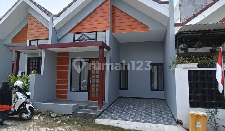 Rumah Berarsitektur Japanese Cantik Siap Huni di Dau Batu Malang