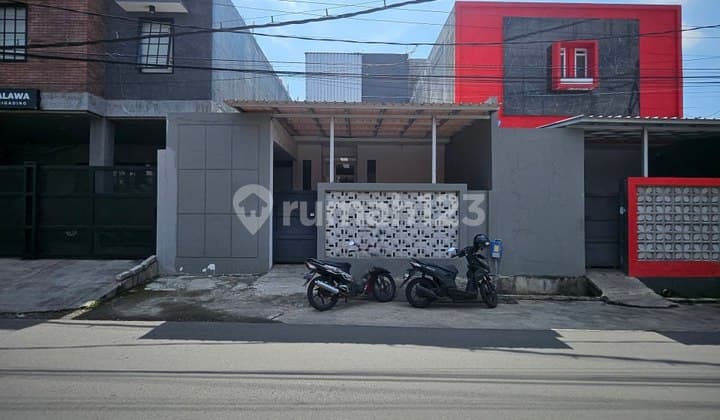 For Sale: Growing Boarding House Building, Fully Filled with Tenants, Flower Area, Suhat, Malang.