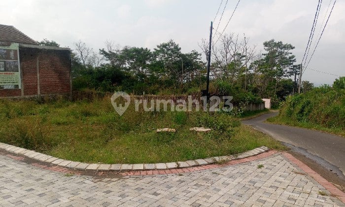 For Sale Ready-to-Build Plot in Trunojoyo Atas, Batu Tourism City