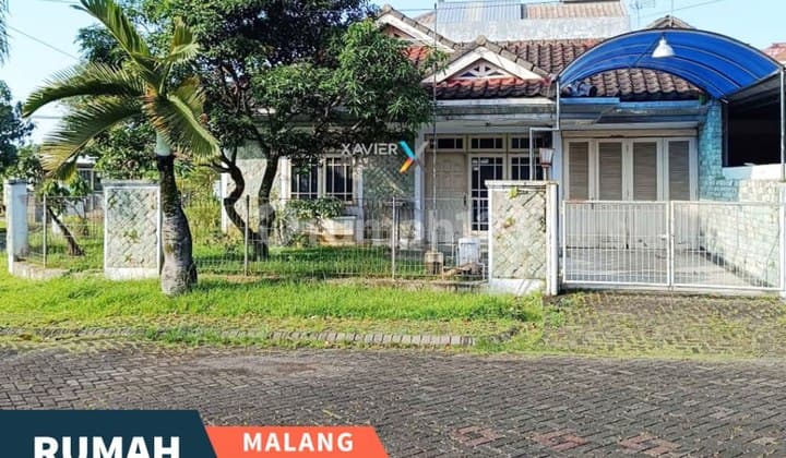 Dijual Rumah Hook View Taman di Pbi Araya Blimbing Malang