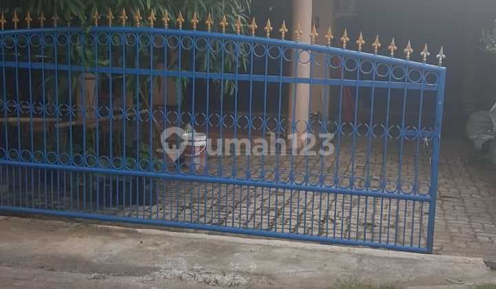 Rumah Luas dan Asri 2Lt SHM di Jati Cempaka Bekasi
