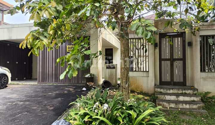 Rumah Villa Luas di Vimala Hills Cocok Investasi