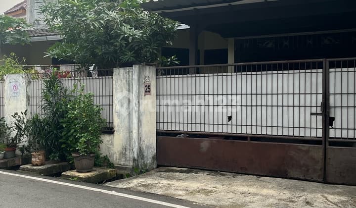 Rumah SHM dengan 5Kt Dilokasi Strategis Cikoko