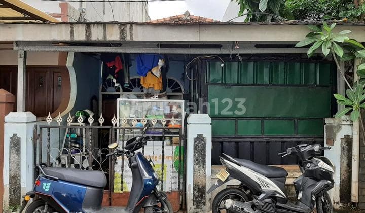 Rumah Lokasi Strategis Pancoran Jak Sel