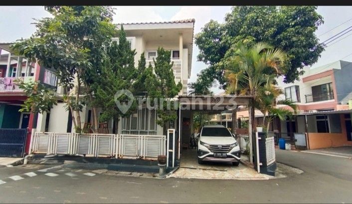 RUMAH HOOK DI PURI PERMATA ASRI, PERUMAHAN DI PINGGIR JL KARTINI.