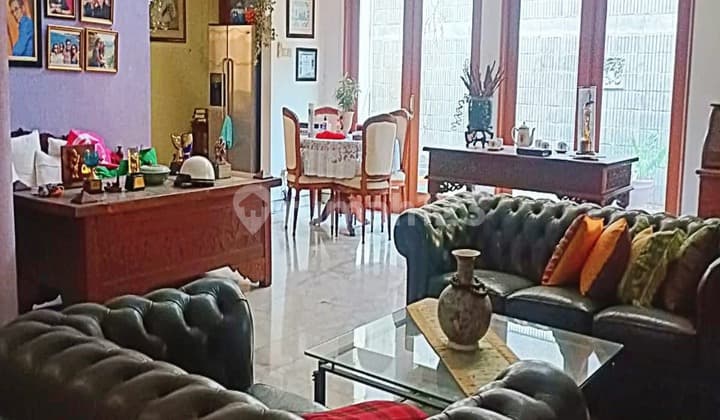 Unfurnished House Needs Renovation SHM - Certificate of Ownership on Jl Pendidikan, Bintaro