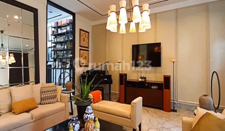 Rumah 3 Lantai Unfurnished Baru Hgb Guna Bangun Di Kemang Utara, Kemang