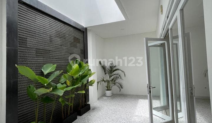 Dijual Rumah Minimalis Modern Setraduta Milenia
