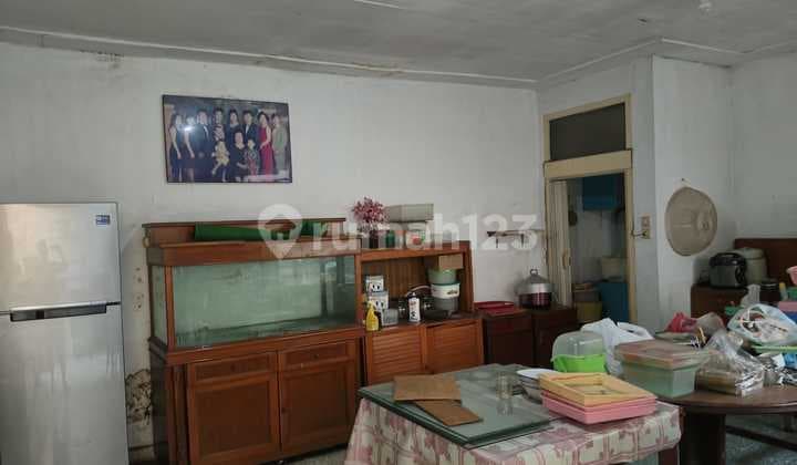 Shop House for Sale, Strategic Location on Jl Jend Sudirman, Bandung