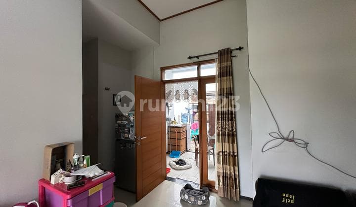 Minimalist House for Sale at a Rare Price in Katumiri Area, Cihanjuang 62