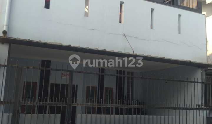Dijual Rumah Siap Huni di Taman Kopo Indah I