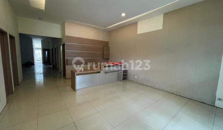 Disewa Ruang Usaha Strategis 2 Lantai di Mainroad Pasirkaliki 01