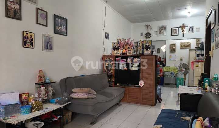 Rumah Dijual Minimalis Strategis di Taman Kopo Indah 2, Bandung