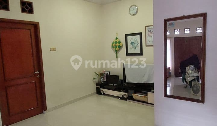 Rumah Dijual Minimasil Siap Huni di Area Jati Bening, Bekasi 03