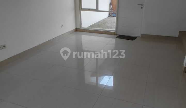 Disewakan Rumah Cluster Adara Harapan Indah Bekasi