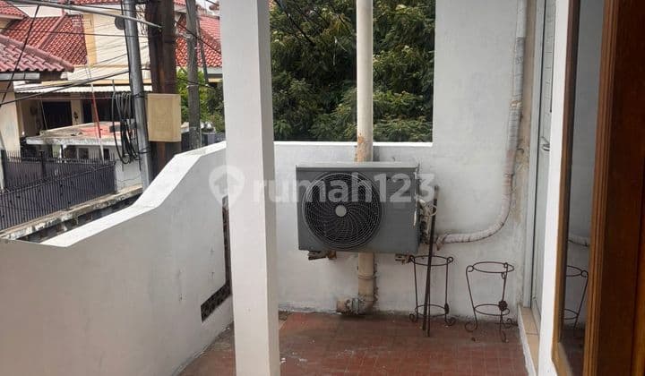 Rent a 2-Story House in Klender, East Jakarta