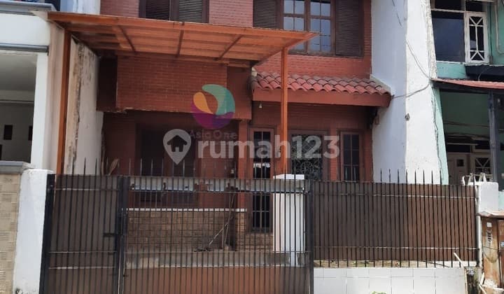 For Rent 2-Story House Inside Complex in Buaran, Duren Sawit East Jakarta