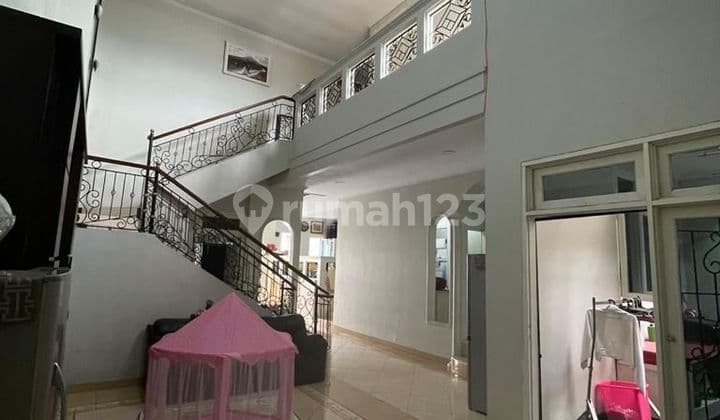 Dijual rumah siap huni kamar utama besar di Cluster Garcia modernland
