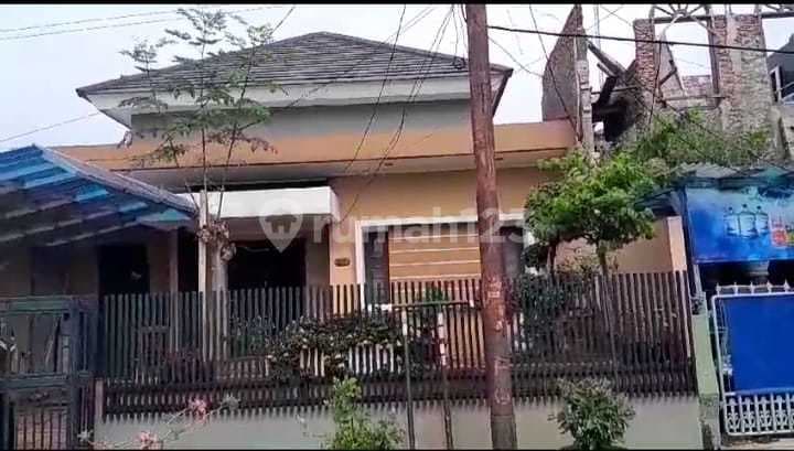 Rumah Bagus Siap Huni Fully Furnised Di Bojong Indah