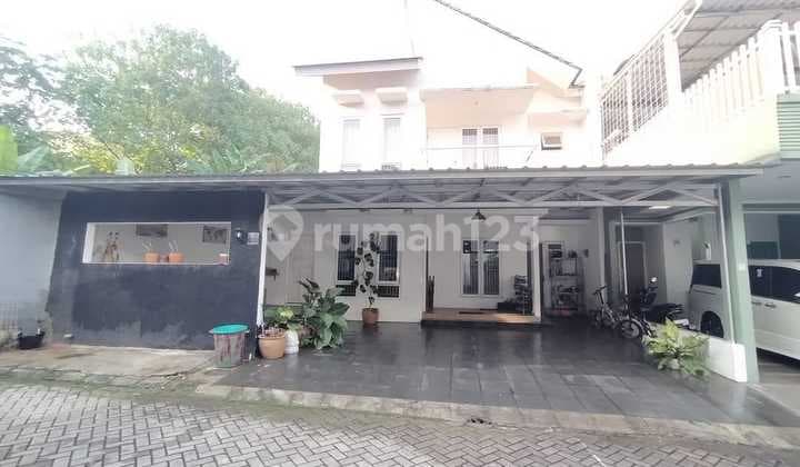 Rumah Bagus Dalam Cluster Ada Club House 5 Menit Ke St Kereta
