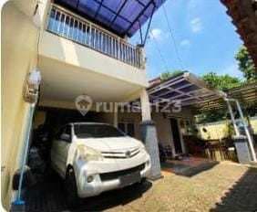 Rumah Asri Luas 276m2 Dekat Bintaro Plaza Dan Stasiun Kereta