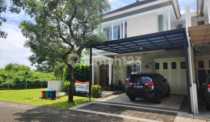 Rumah Mewah 2 Lantai Dijual, di Citraland, Denpasar Utara Area