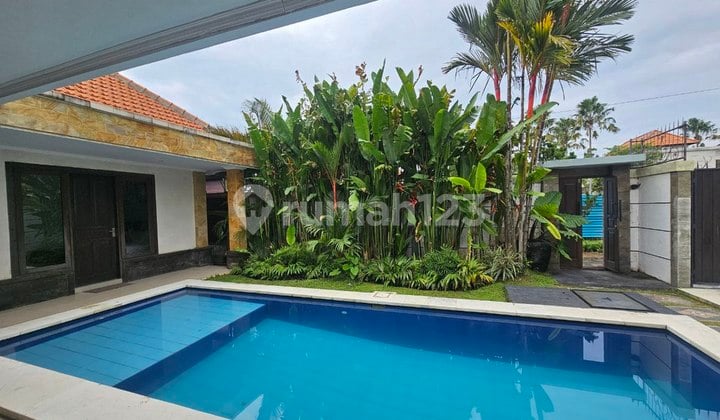 Three Bedroom Tropical Villa For Rent, In Tegal Cupek, Kuta Area