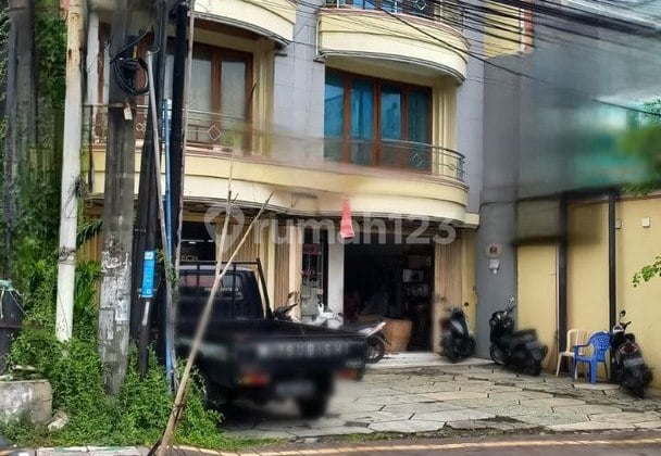 Ruko Plus Rumah Dekat Mall Level 21 Dijual, di Denpasar Barat Area