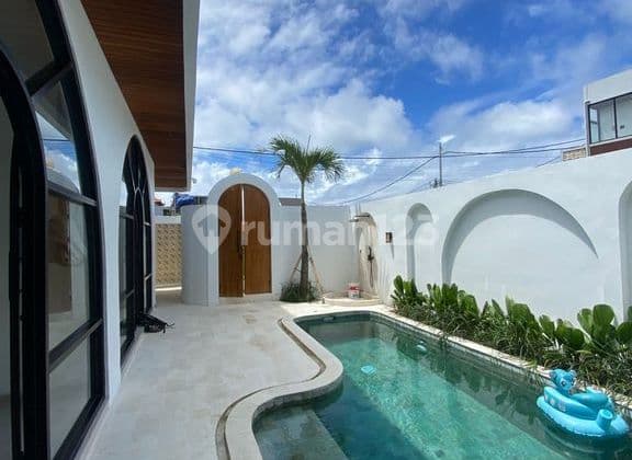 Mediterranean Style Villa With 2 Bedrooms Walking Distance To Seseh Beach For Rent