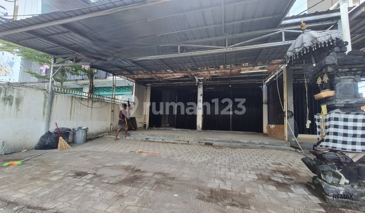 Ruko Gandeng Lokasi Super Premium Disewakan, di Renon, Denpasar Area