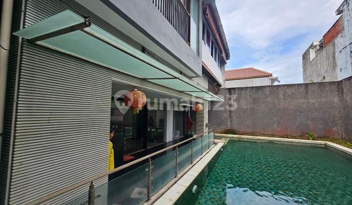 Rumah Mewah dan Cantik Dijual, di Renon, Denpasar Selatan Area