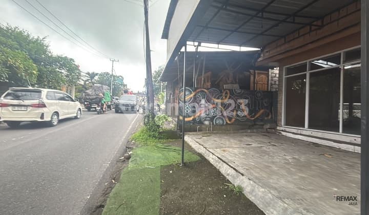 Ruko Lokasi di Pusat Pariwisata Disewakan, di Pererenan Area