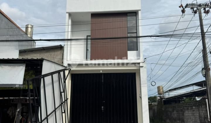 Ruko Baru dan Bagus 2 Lantai Disewakan, di Denpasar Renon Area