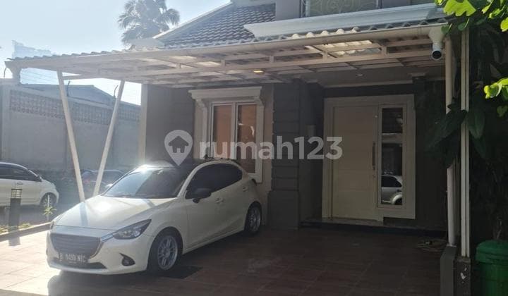 Rumah 2 Lantai Hook di Cluster Samara Village Gading Serpong, Tangerang