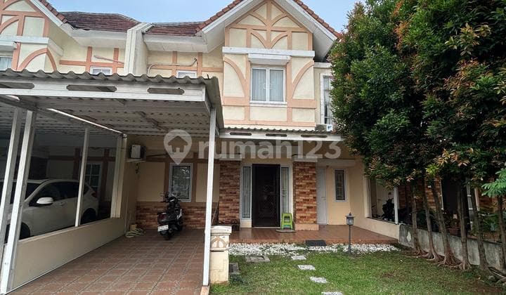 Two-Story House in British Paramount, Gading Serpong, Tangerang