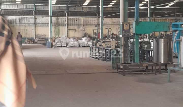 Ex Pabrik + Office 2 Lantai di Pasar Kemis, Tangerang