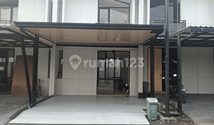 Rumah 2 Lantai di Cendana Park Lippo Karawaci, Tangerang