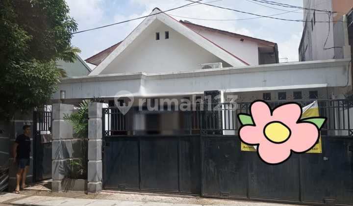 DIJUAL RUMAH DI PANGLIMA POLIM KEBAYORAN DEKAT ST MRT BLOK A