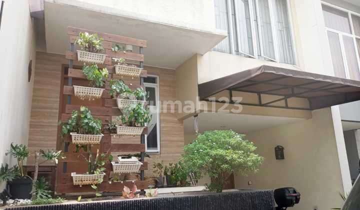 VILLA LALITA BINTARO FRESH NICE CLOSE TO MALL BXC