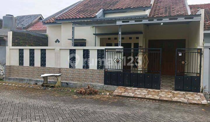 New Renovated House in Sukodono