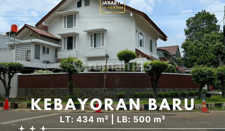 Strategic Kebayoran Baru Hook House Near Senopati, Quiet & Green Environment