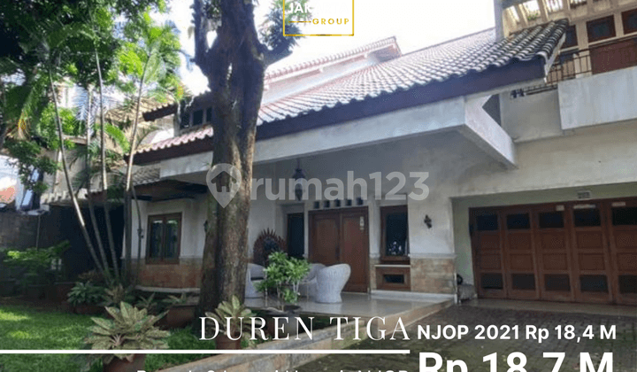 Rumah 2 Lantai Hampir NJOP Taman, Garasi & Carport Luas