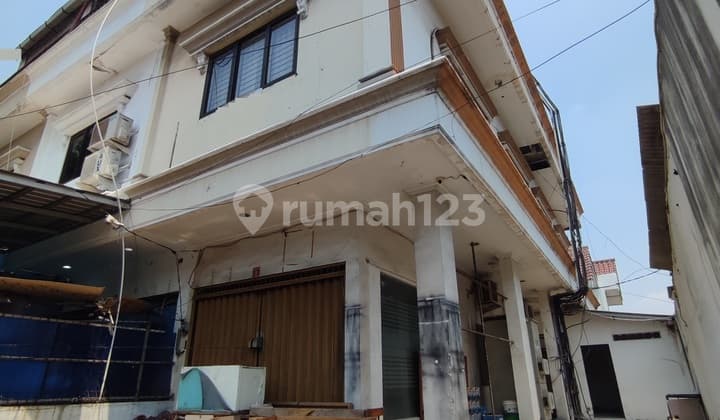 Disewakan Ruko Duri Kepa 3 Lantai, Kebon Jeruk, Jakarta Barat