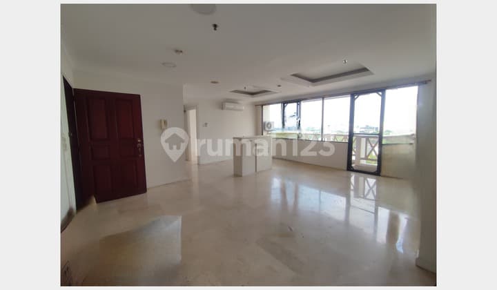 Apartemen Simprug Indah, 3 Kamar, Semi Furnished, Kebayoran Lama