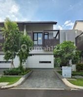 Rumah Summarecon Flora Freya Basic