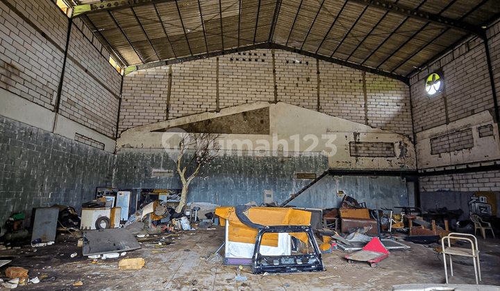 Bebas Banjir, Tanah, SHM, Dekat Akses MRT, Siap Huni