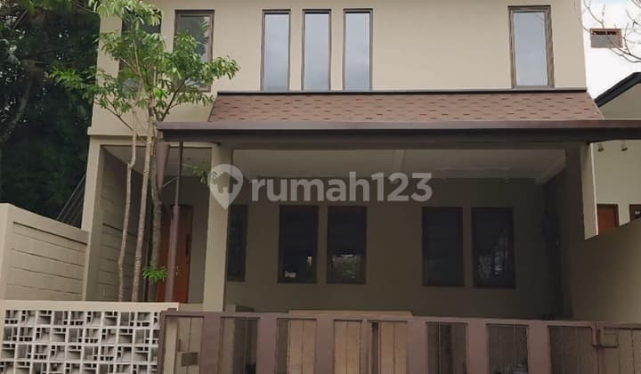 Furnished Minimalist House Ready to Move In at Setraduta