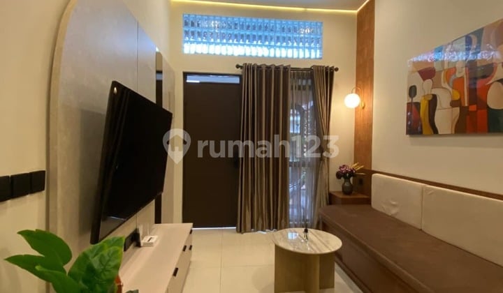 A Retro Classic House Fully Furnished At Kota Baru Parahyangan